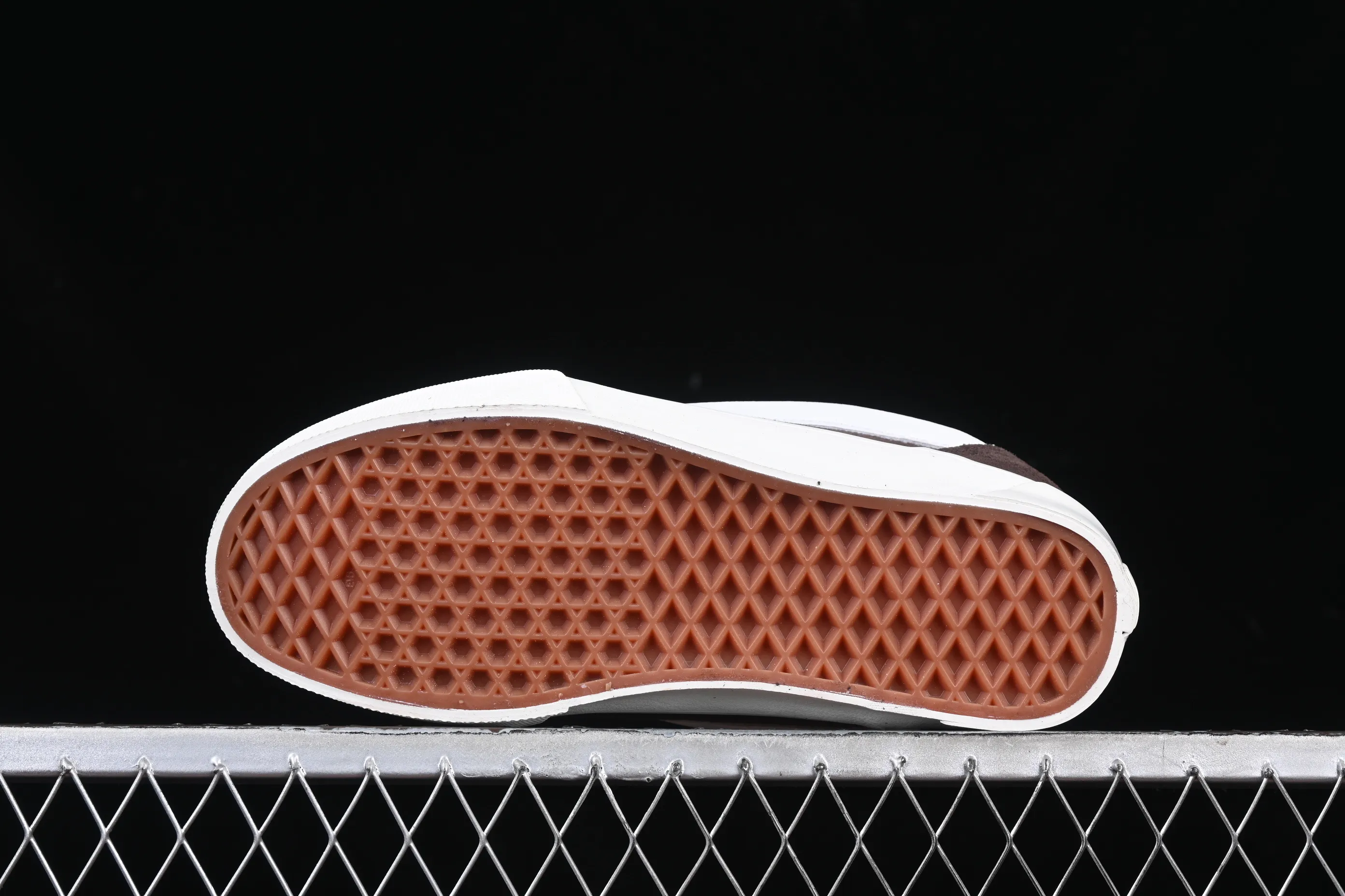 All categories Vans Vans series Vans Low Vans low-top Vans Knu Skool Vans low-top retro casual vulcanized bread shoes VN000CS0DFN